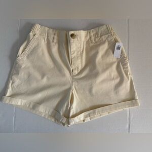 NWT Old Navy Women's Cream / Ivory Shorts Size: M 3.5” inseam Elastic Waistband